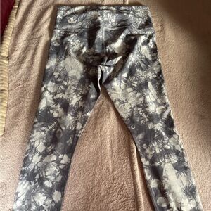 Athleta Black and White Tie-Dye Leggings